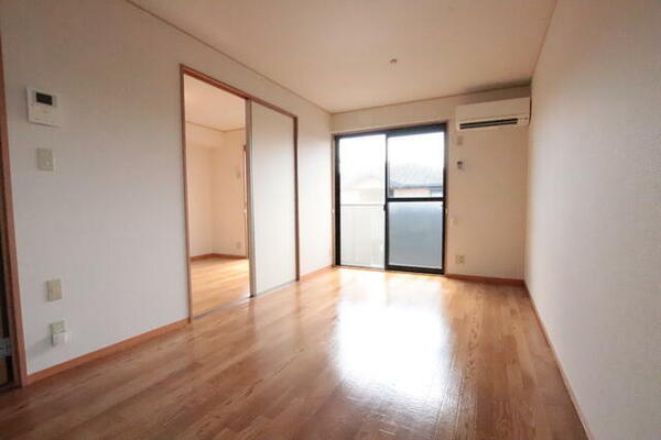 apartment 埼玉県入間郡越生町上野東３丁目
地図を見る