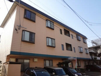 福岡県大野城市雑餉隈町１丁目（アパート）の賃貸物件の外観