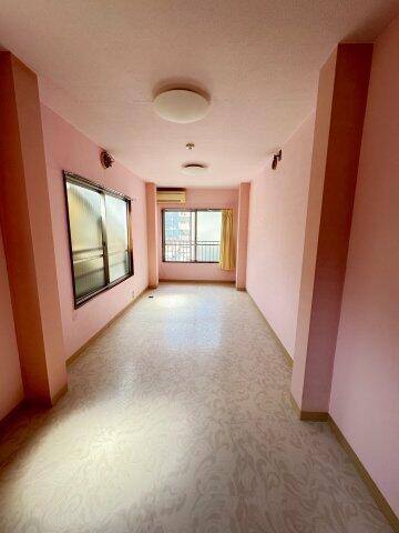 detached 東京都台東区東上野６丁目

地図を見る