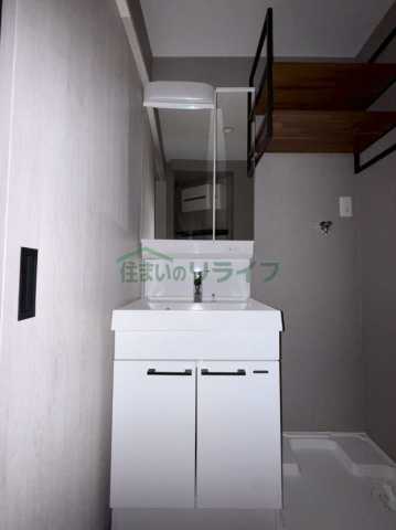 detached 東京都新宿区若葉３丁目

地図を見る