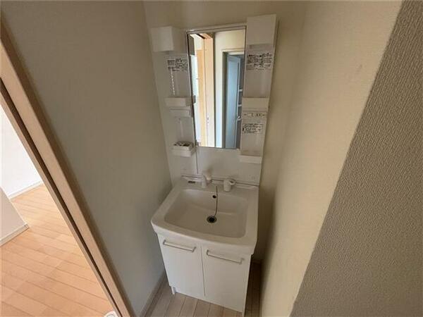 apartment 福島県安達郡大玉村玉井字東町
地図を見る