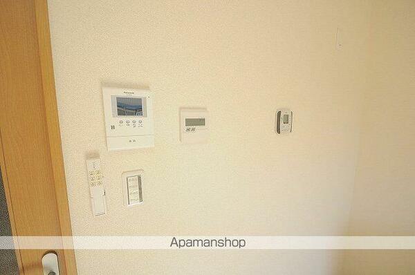 detached 埼玉県三郷市鷹野２丁目

地図を見る