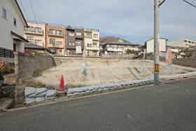 大阪府池田市五月丘４丁目