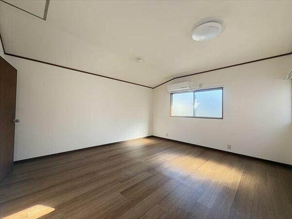 detached 東京都東久留米市幸町３丁目

地図を見る