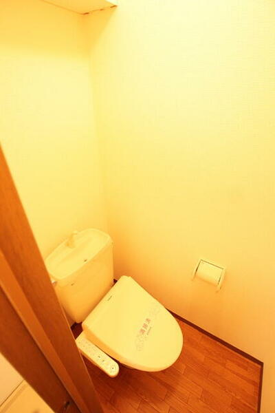 画像10:快適な洗浄便座のトイレです♪