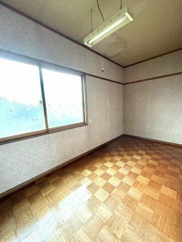 detached 北海道雨竜郡妹背牛町字妹背牛

地図を見る