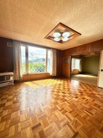 detached 北海道雨竜郡妹背牛町字妹背牛

地図を見る