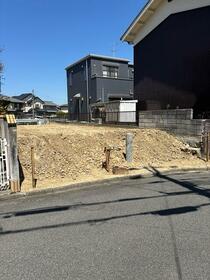 奈良県生駒郡斑鳩町興留８丁目