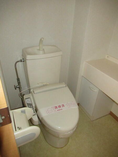 画像10:☆洗浄機能付暖房便座☆