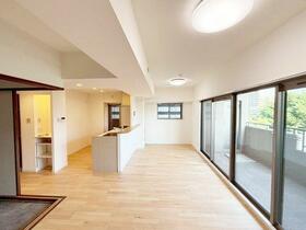 ファミリアーレ白川公園