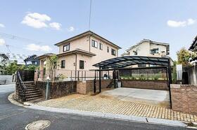 奈良県奈良市登美ヶ丘1丁目