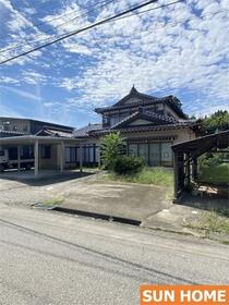 富山県射水市青井谷