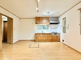 神奈川県藤沢市鵠沼海岸１丁目