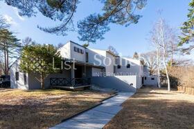 山梨県南都留郡山中湖村平野