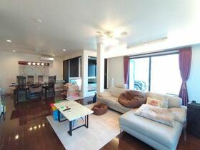 埼玉県越谷市大字恩間新田