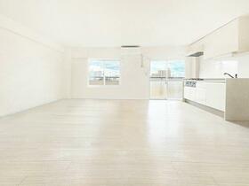 長栄住宅７号棟