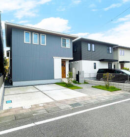 埼玉県吉川市美南５丁目