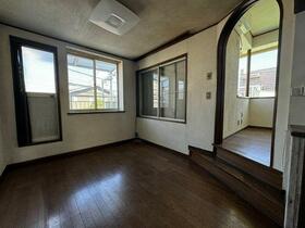 埼玉県さいたま市浦和区上木崎8丁目