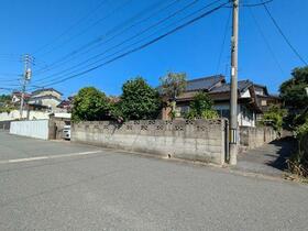 福岡県中間市深坂１丁目