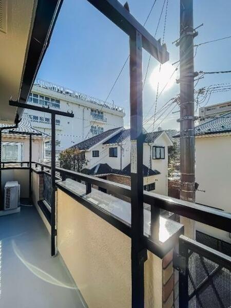 detached 東京都三鷹市下連雀５丁目

地図を見る