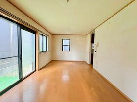埼玉県越谷市東大沢２丁目