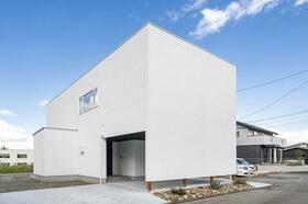 山梨県富士吉田市松山