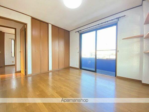 detached 埼玉県三郷市寄巻

地図を見る