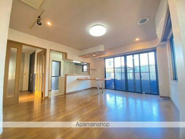 detached 埼玉県三郷市寄巻

地図を見る