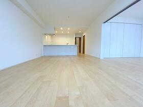 光が丘パークタウンゆりの木通り南 2号棟