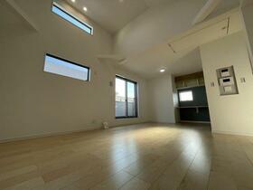 東京都中野区上鷺宮5丁目