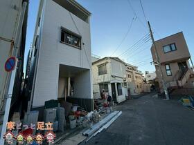 東京都足立区千住緑町３丁目