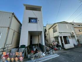 東京都足立区千住緑町３丁目