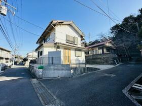 神奈川県横須賀市馬堀町２丁目