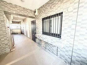 センチュリー西新井?