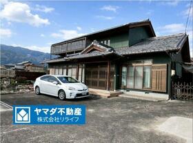 岐阜県揖斐郡池田町本郷