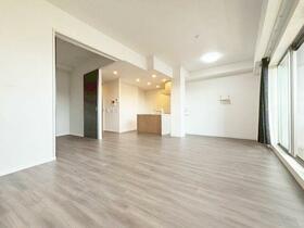 バンベールＮＡＧＯＹＡフォレスタＮ棟