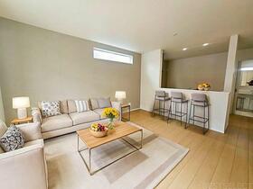 埼玉県さいたま市西区プラザ