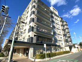 六実マンション