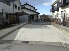 岐阜県各務原市那加前野町３丁目