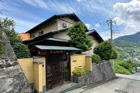 神奈川県足柄下郡湯河原町宮上