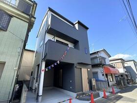 埼玉県三郷市鷹野１丁目