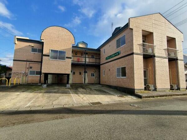 apartment 秋田県男鹿市船越字那場掛
船越の賃貸情報を見る
物件地図