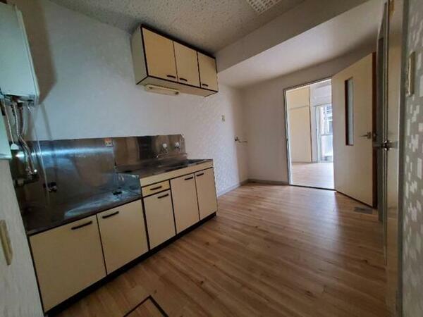 apartment 秋田県男鹿市船越字那場掛
船越の賃貸情報を見る
物件地図