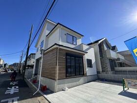 千葉県松戸市新松戸南１丁目