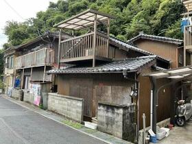愛媛県八幡浜市松柏