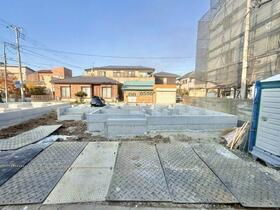 埼玉県吉川市平沼１丁目