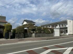 高知県香美市土佐山田町百石町２丁目