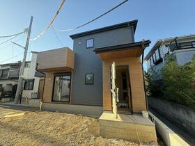 埼玉県越谷市大字上間久里