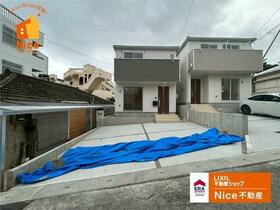 沖縄県那覇市識名１丁目