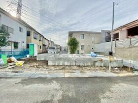 埼玉県草加市苗塚町